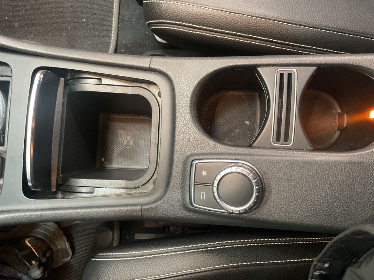 Mercedes-Benz A-Klasse 2018 — photo 29