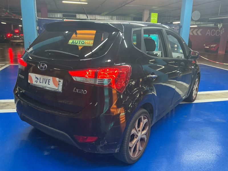 Hyundai ix20 1.4 CRDi GLS Sport — zdjęcie 2
