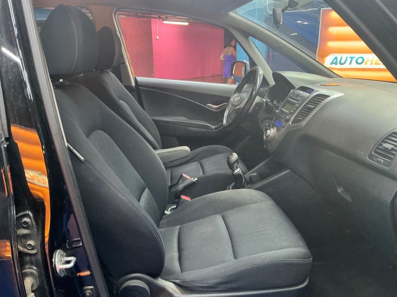 Hyundai ix20 1.4 CRDi GLS Sport — zdjęcie 3