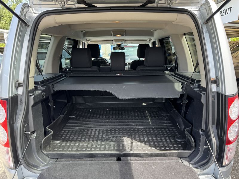 Land Rover Discovery 4 3.0 TD V6 TDV6 SE — zdjęcie 9