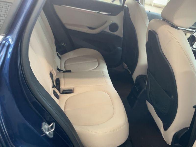 BMW X1 sDrive 20i xLine 2019 – снимка 19