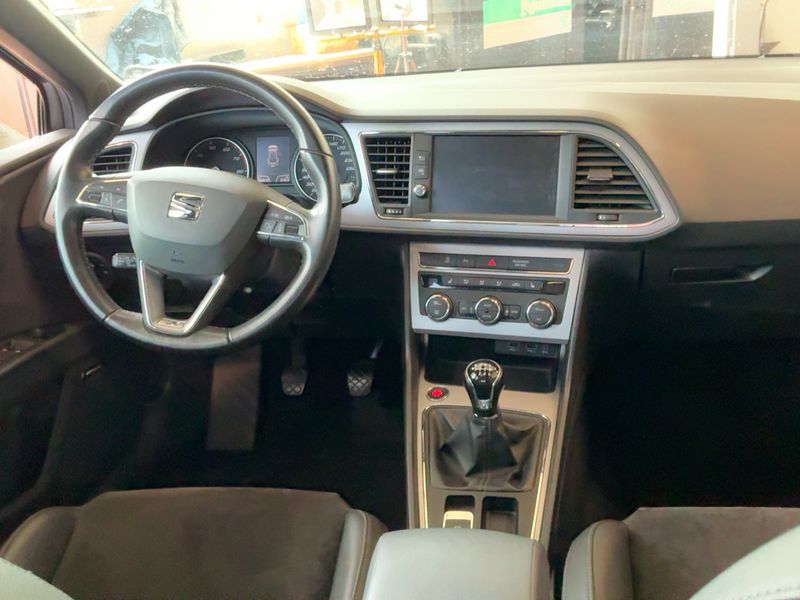 Seat Leon 1.4 TSI ACT Xcellence 2017 – снимка 18
