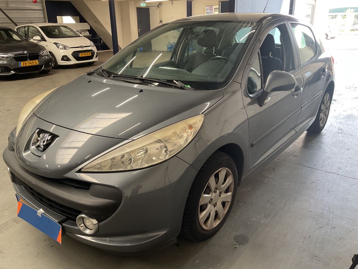 Peugeot 207 2009