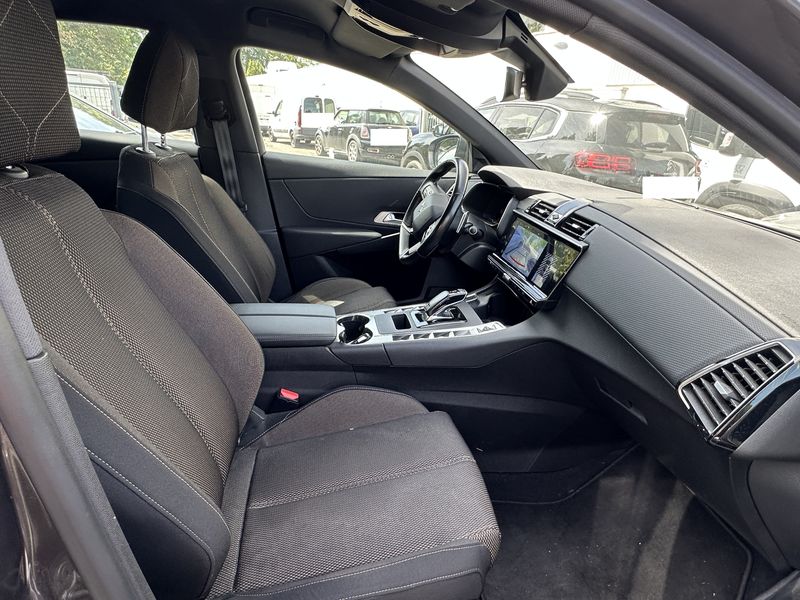 DS Automobiles DS7 1.5 Blue-HDi Bastille + — zdjęcie 10