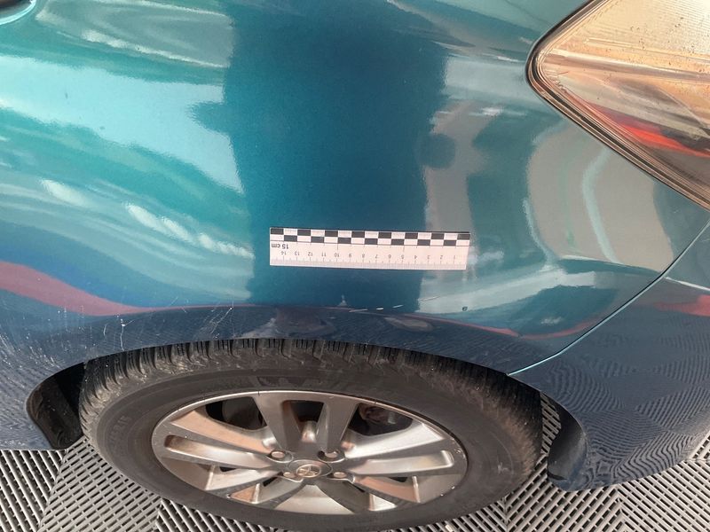 Toyota Yaris 1.0 VVT-i Active 2014 – снимка 21