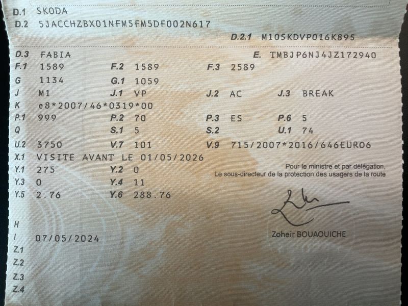 Skoda Fabia 1.0 TSI Clever — zdjęcie 15