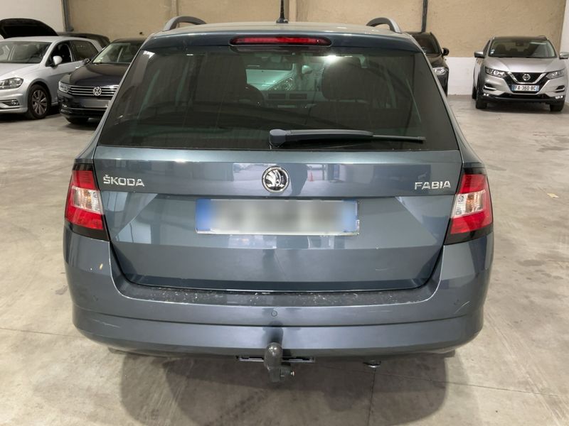 Skoda Fabia 1.0 TSI Clever — zdjęcie 5