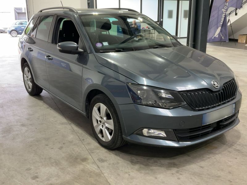 Skoda Fabia 1.0 TSI Clever — zdjęcie 8