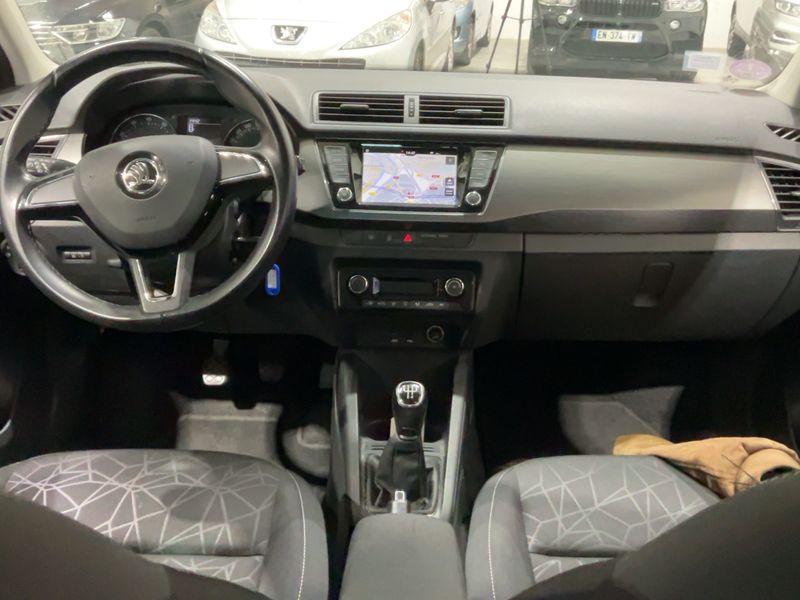Skoda Fabia 1.0 TSI Clever — zdjęcie 12