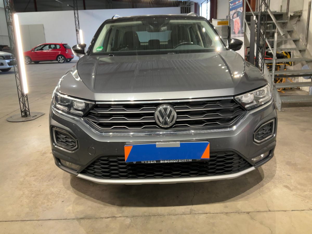 Volkswagen T-Roc 2019 — photo 15