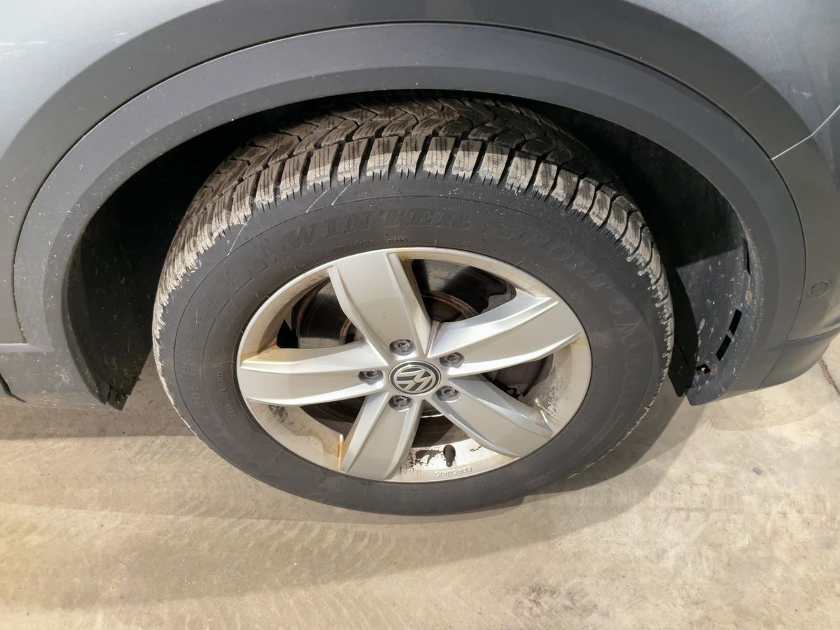Volkswagen T-Roc 2019 — photo 12