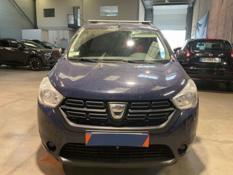 Dacia Lodgy 1.6 SCe Silver Line — zdjęcie 9