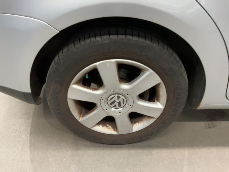 Volkswagen Touran 2.0 TDI Goal 2006 – снимка 9
