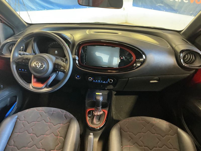 Toyota Aygo X 1.0 VVT-i Collection — zdjęcie 12
