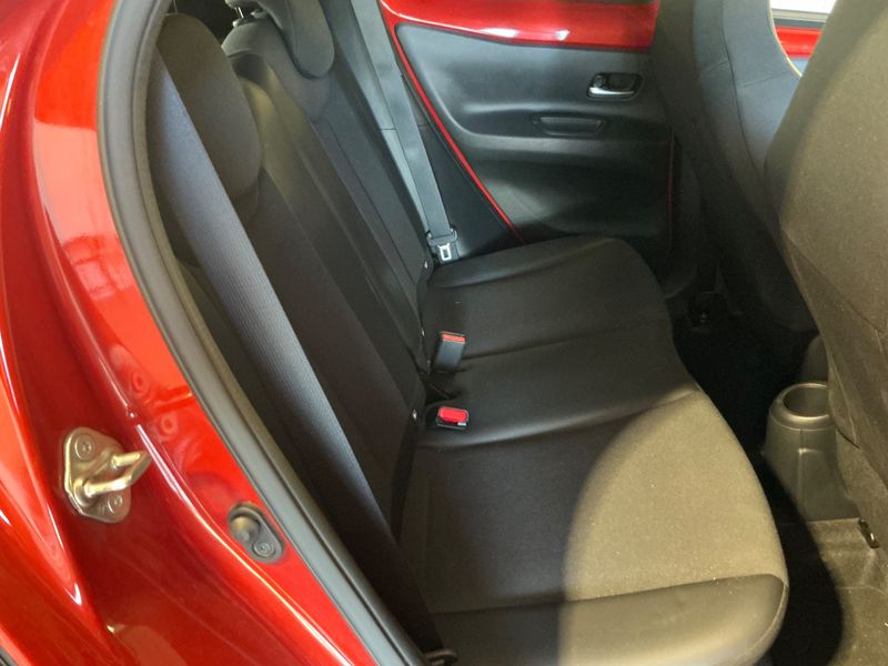 Toyota Aygo X 1.0 VVT-i Collection — zdjęcie 14