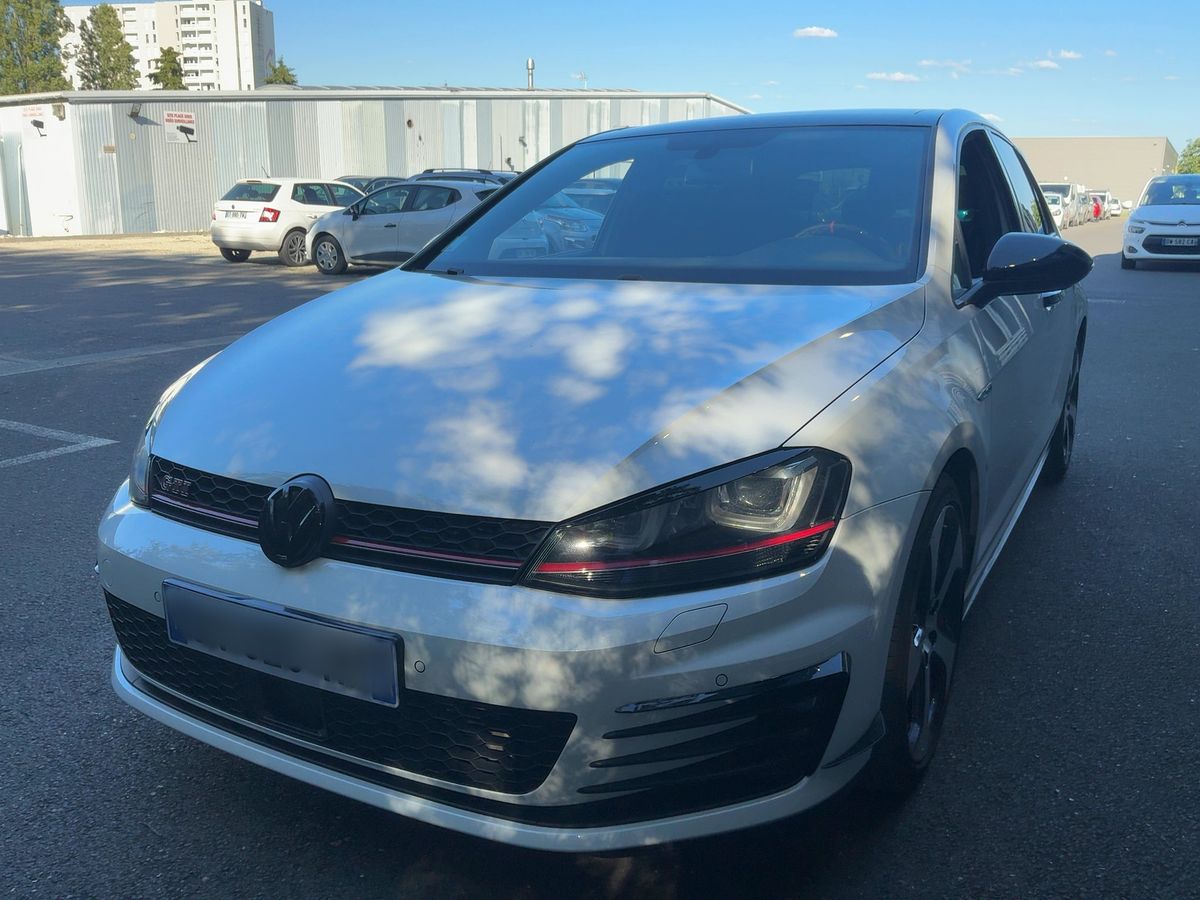 Volkswagen Golf 2015