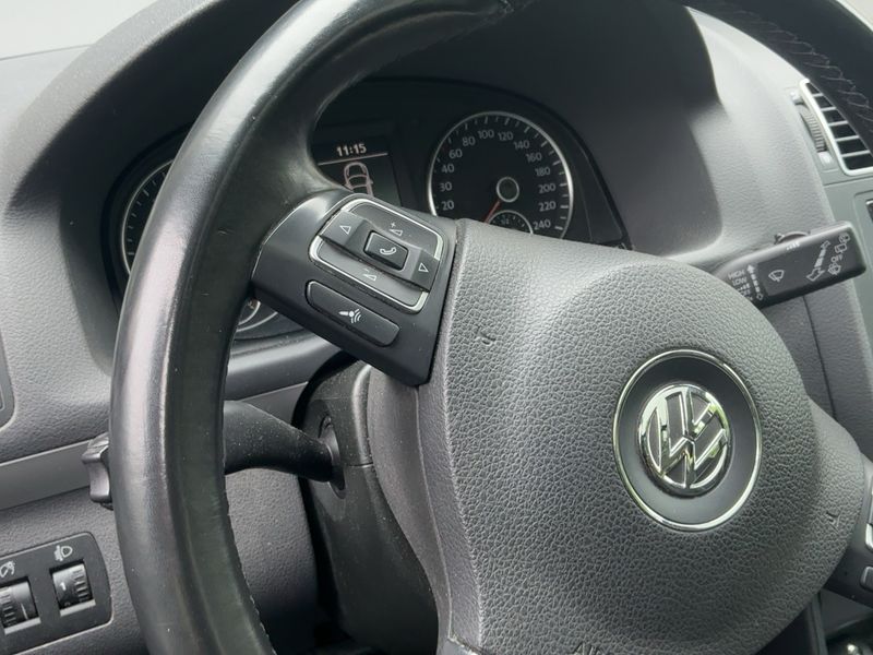 Volkswagen Touran 1.6 TDI Trendline BlueMotion Tech — zdjęcie 13