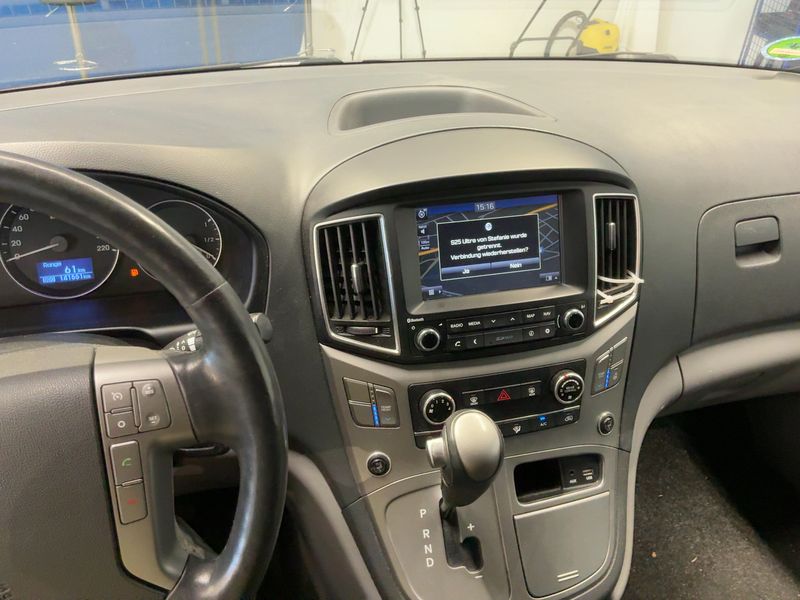 Hyundai H1 2.5 CRDi Travel Trend — zdjęcie 12