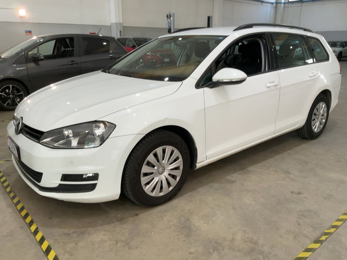 Volkswagen Golf 2016 — photo 1