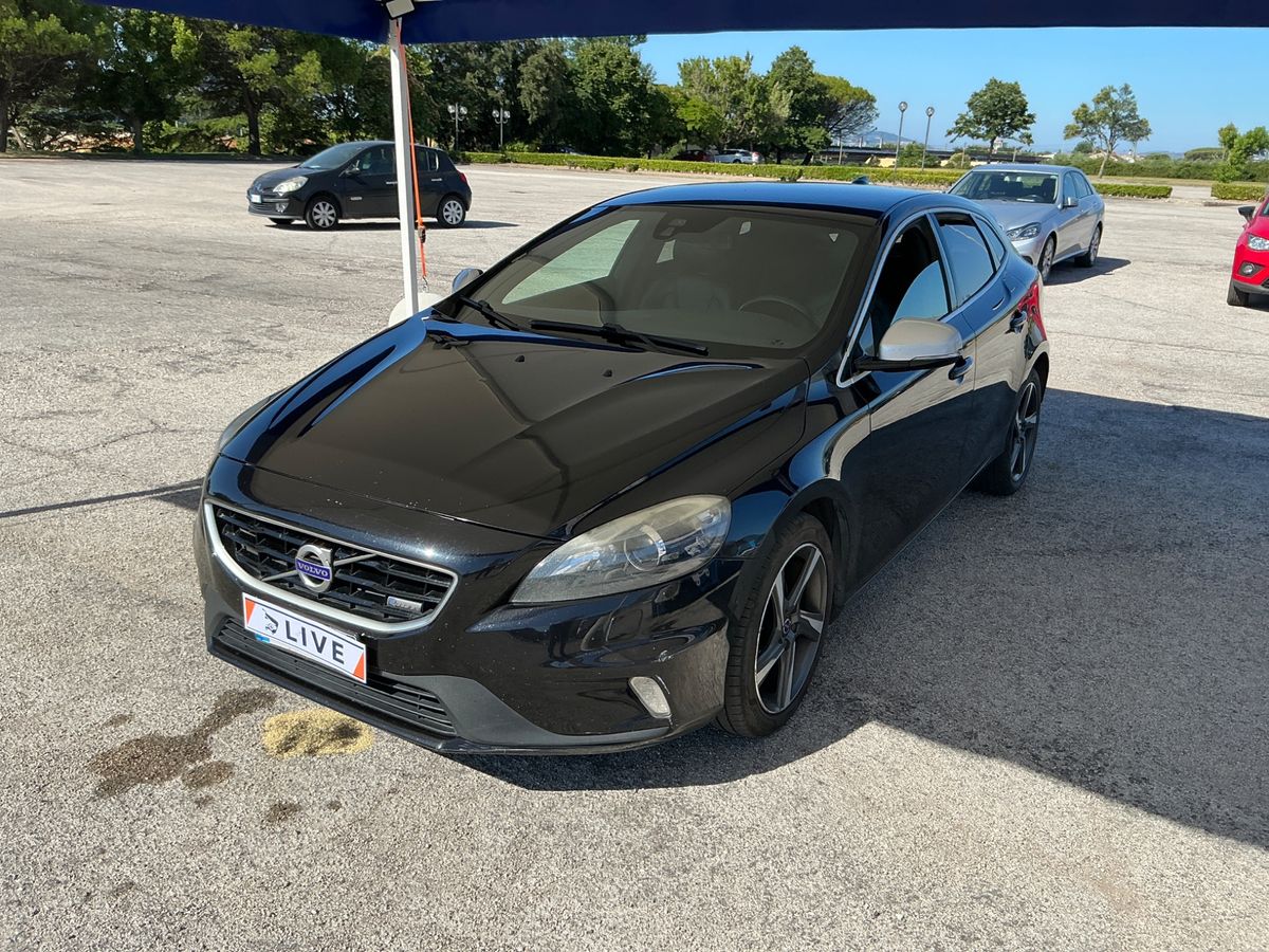 Volvo V40 2015