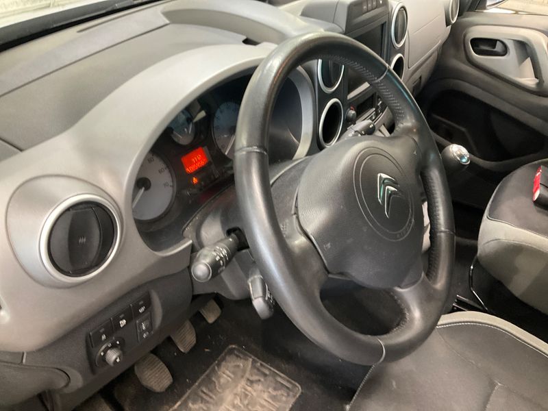Citroen Berlingo 1.2 PureTech Selection 2016 – снимка 36