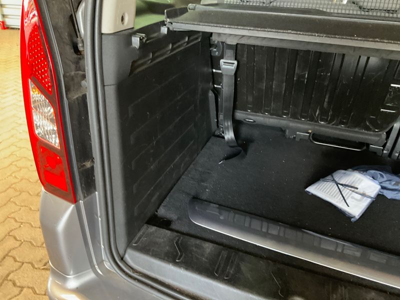 Citroen Berlingo 1.2 PureTech Selection 2016 – снимка 29