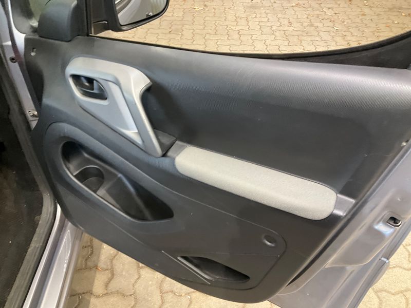 Citroen Berlingo 1.2 PureTech Selection 2016 – снимка 34