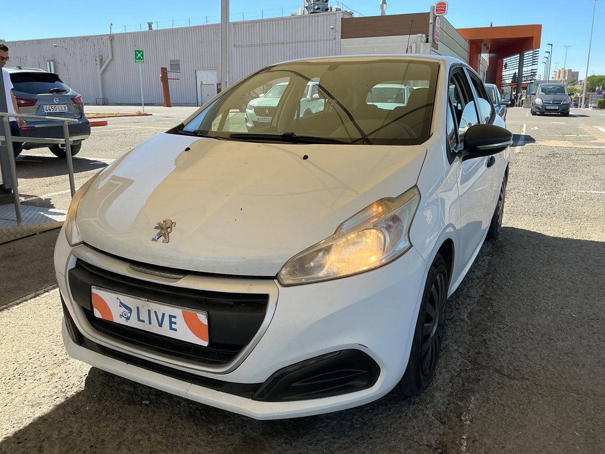 Peugeot 208 2016