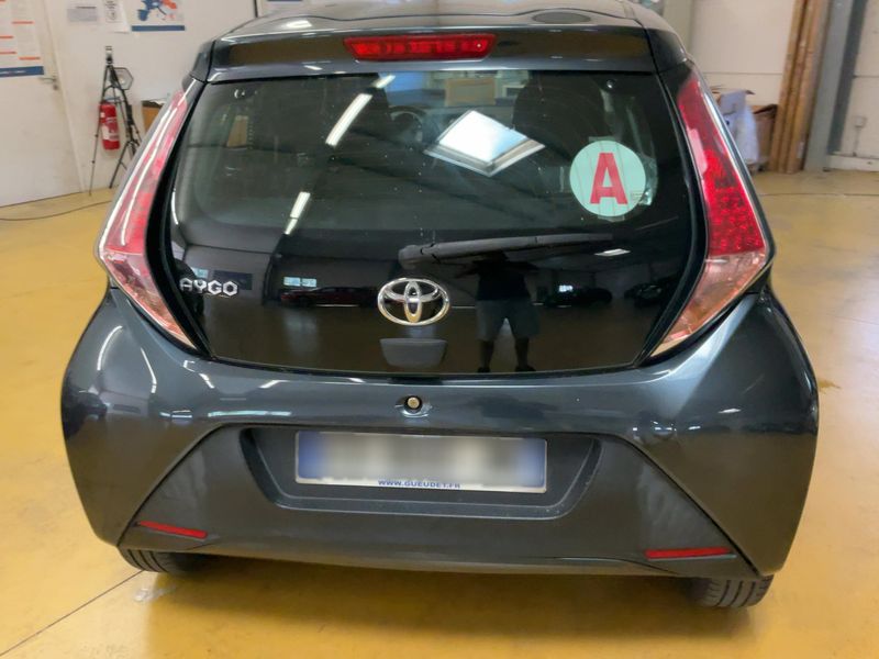 Toyota Aygo 1.0 X — zdjęcie 5