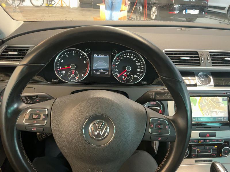 Volkswagen Passat CC 2.0 TSI Exclusive — zdjęcie 13