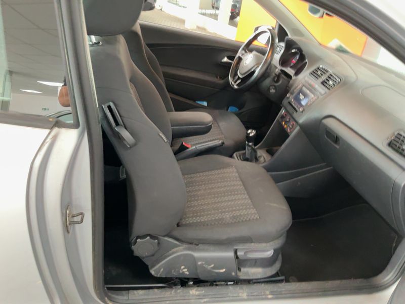 Volkswagen Polo 1.4 TDI Trendline BlueMotion Tech 2015 – снимка 16