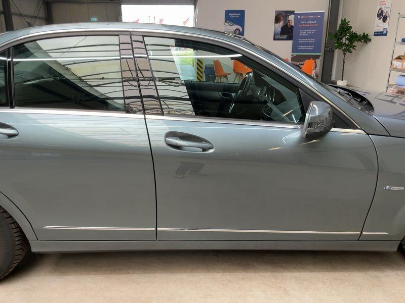 Mercedes-Benz C-Klasse C 300 CDI 4Matic BlueEfficiency Avantgarde 2011 – снимка 10