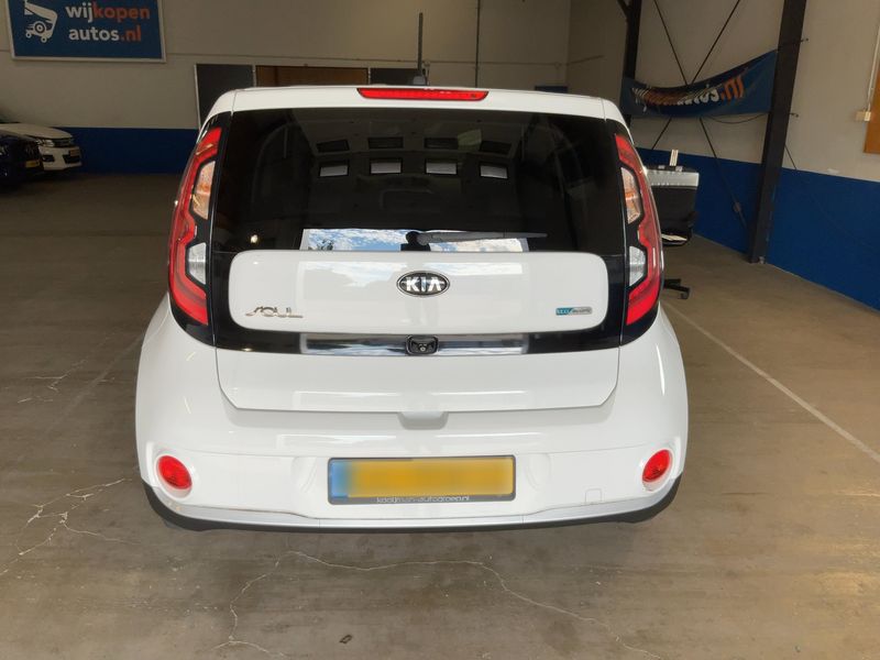 Kia Soul electric drive 81 kW EV Play — zdjęcie 5
