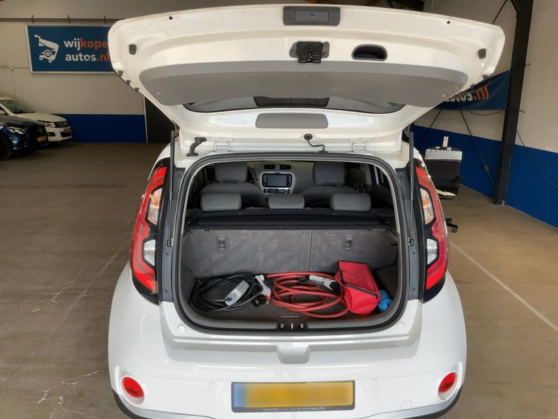 Kia Soul electric drive 81 kW EV Play — zdjęcie 10