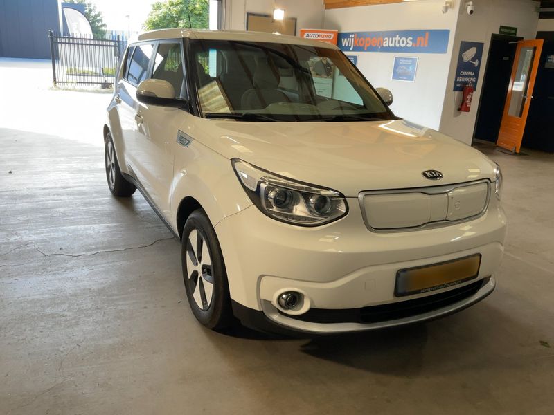 Kia Soul electric drive 81 kW EV Play — zdjęcie 8