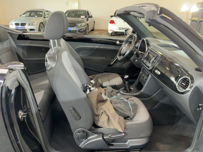 Volkswagen Beetle 1.2 TSI Cup BlueMotion Tech — zdjęcie 11
