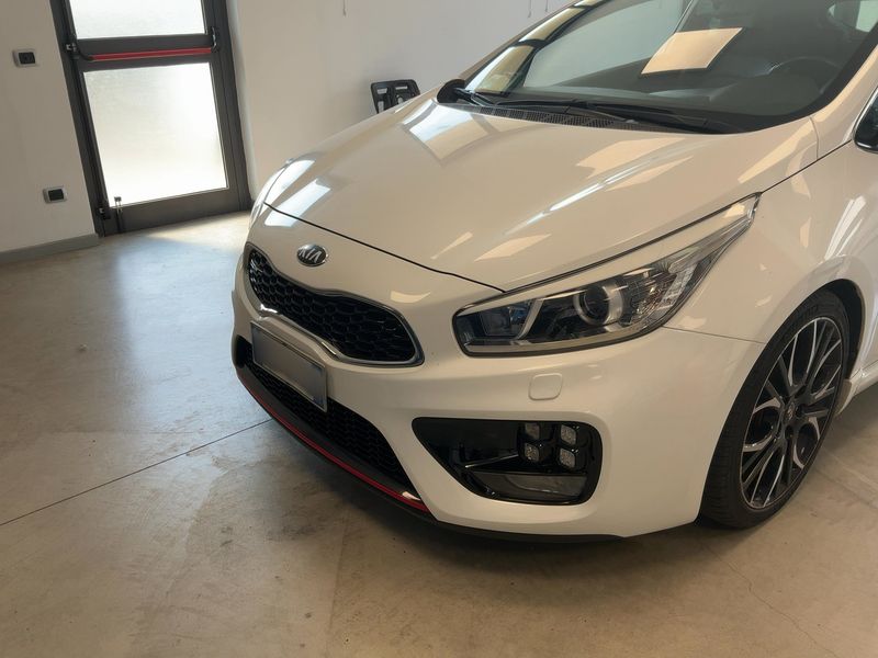 Kia pro_cee'd 1.6 TGDI GT 1st Edition — zdjęcie 2