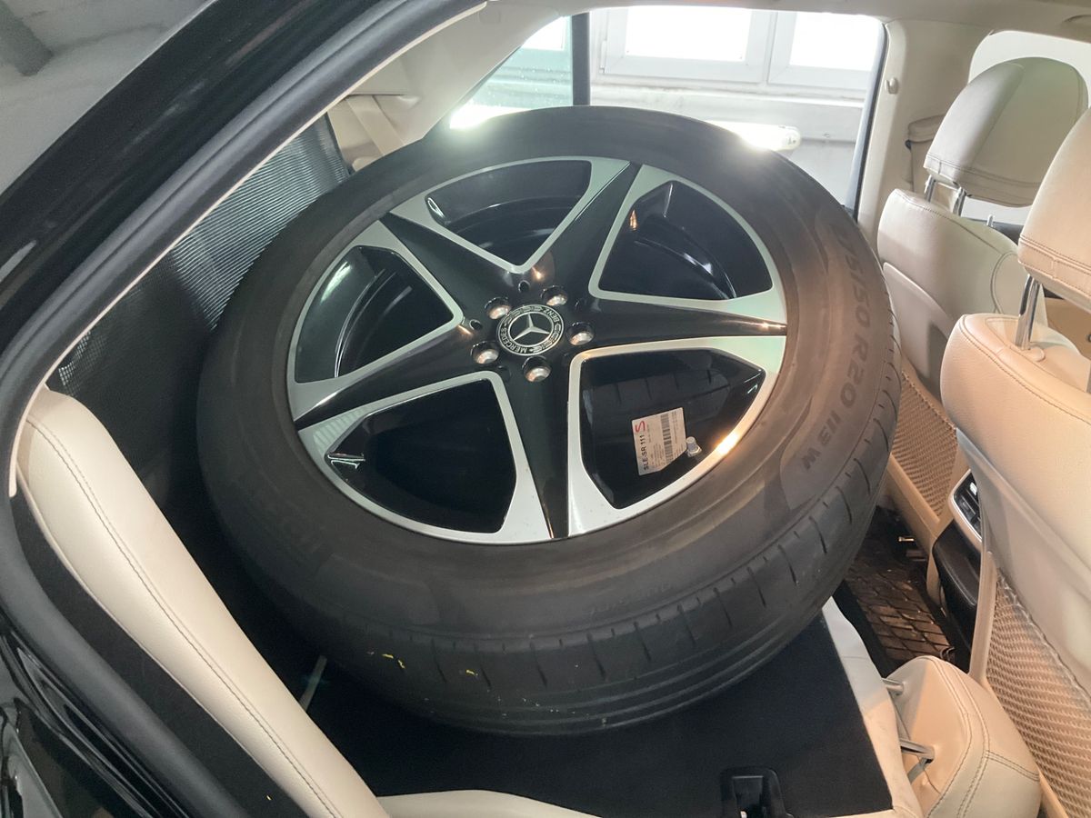 Mercedes-Benz GLE-Klasse 2023 — photo 27
