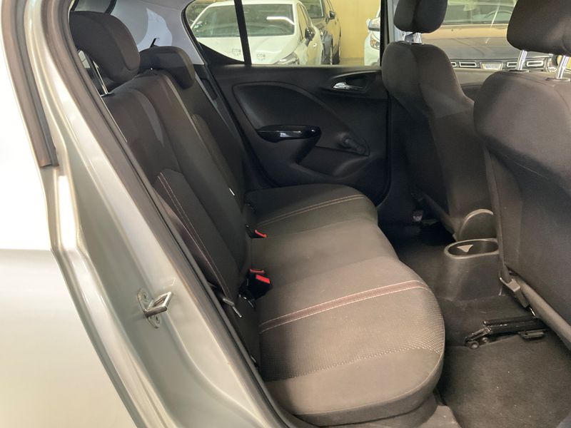 Opel Corsa 1.4 Black Edition — zdjęcie 14