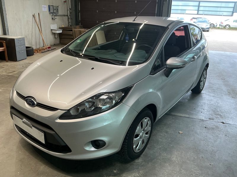 2011 Ford Fiesta