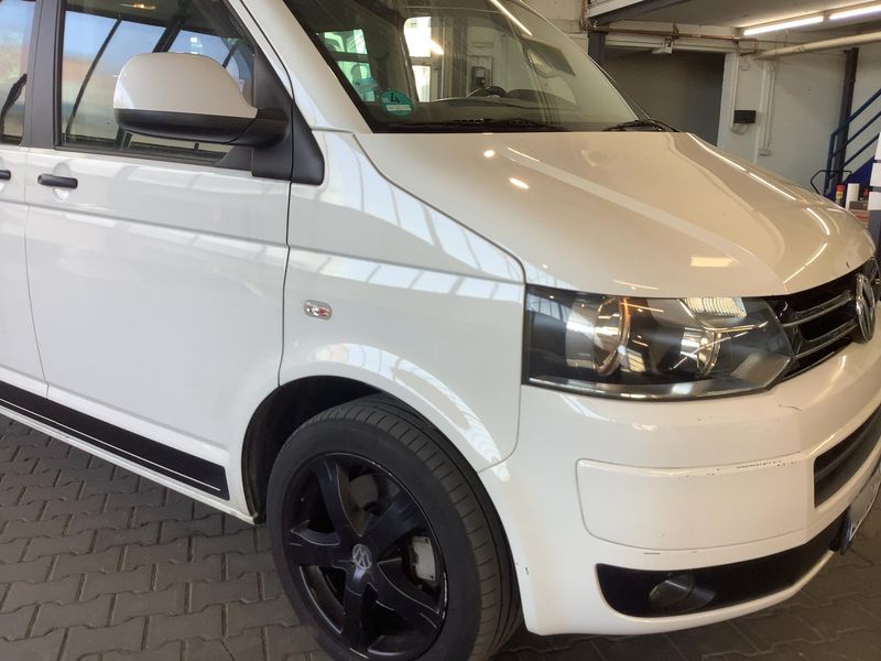 Volkswagen T5 Multivan 2.0 TDI Edition 25 — zdjęcie 8