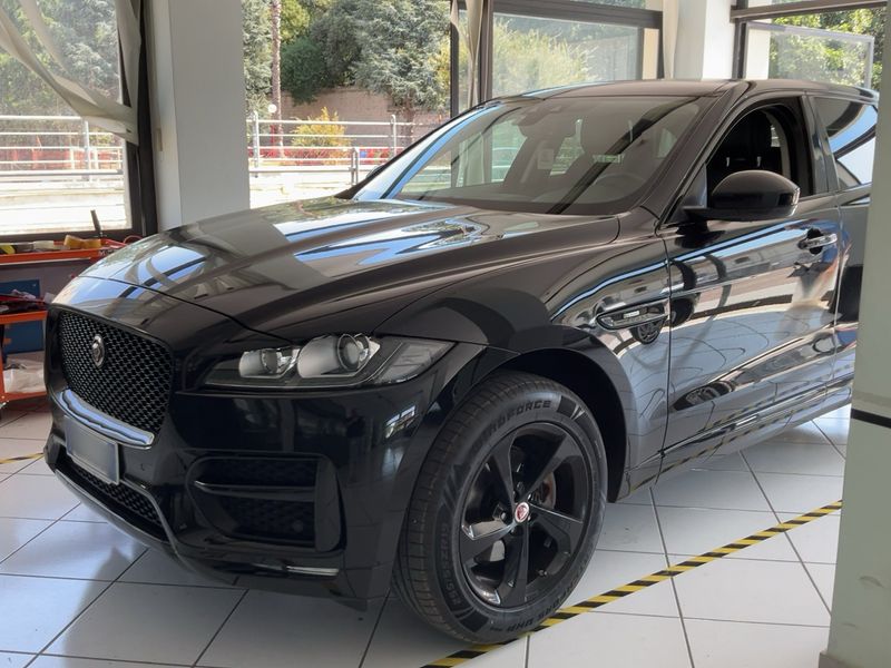 Jaguar F-Pace 20d R-Sport AWD — zdjęcie 2