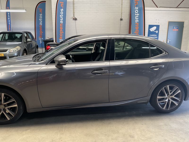Lexus IS-Serie IS 300h Business — zdjęcie 4