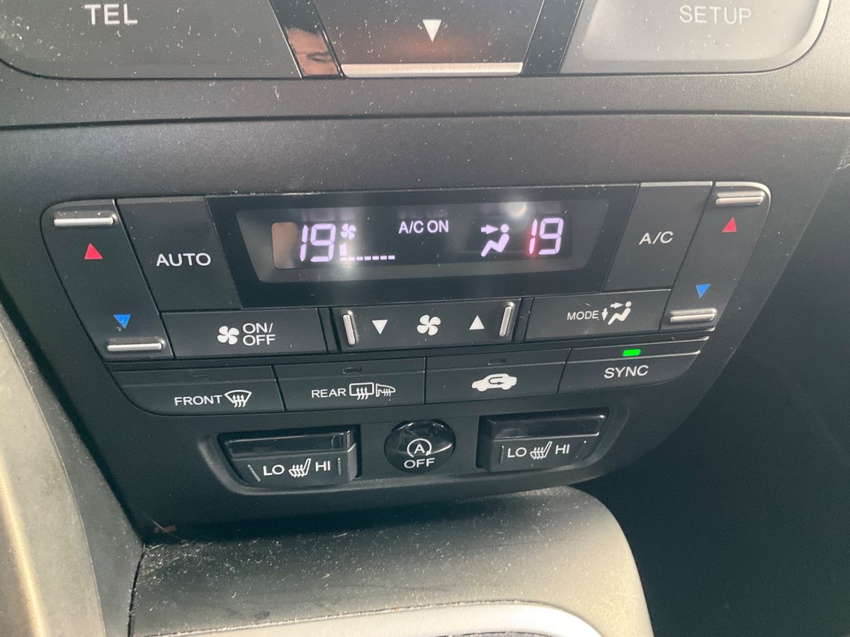 Honda Civic 2015 — photo 29