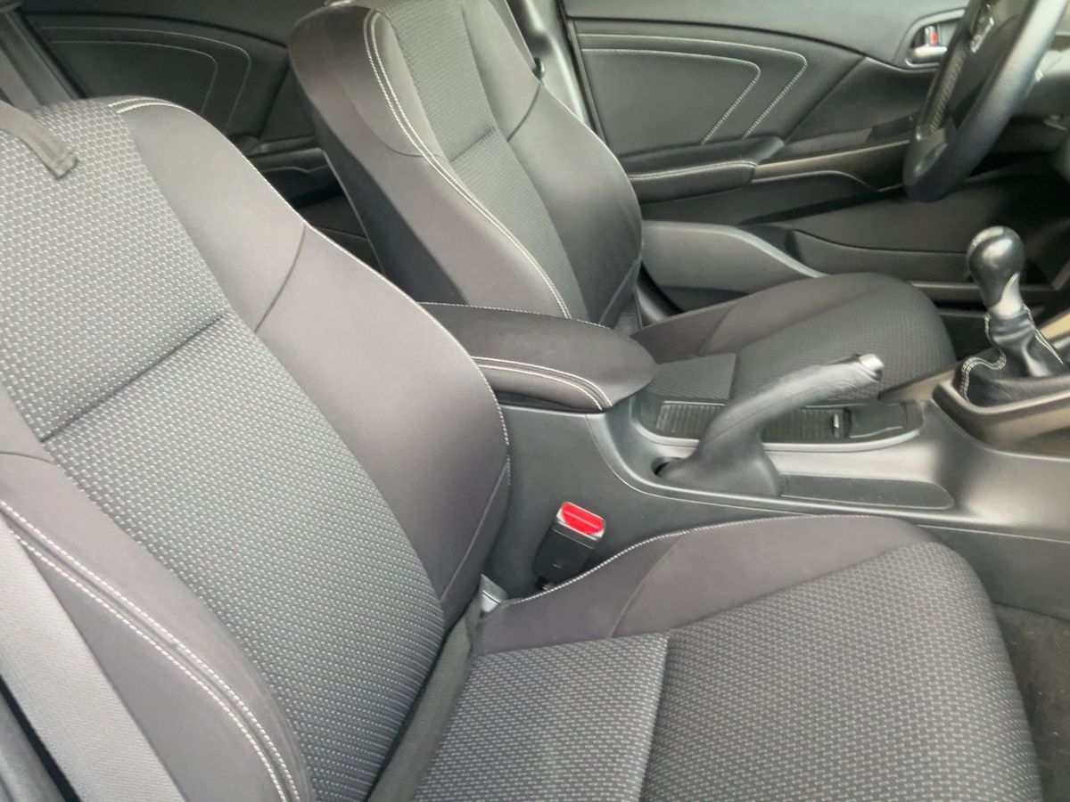 Honda Civic 2015 — photo 17