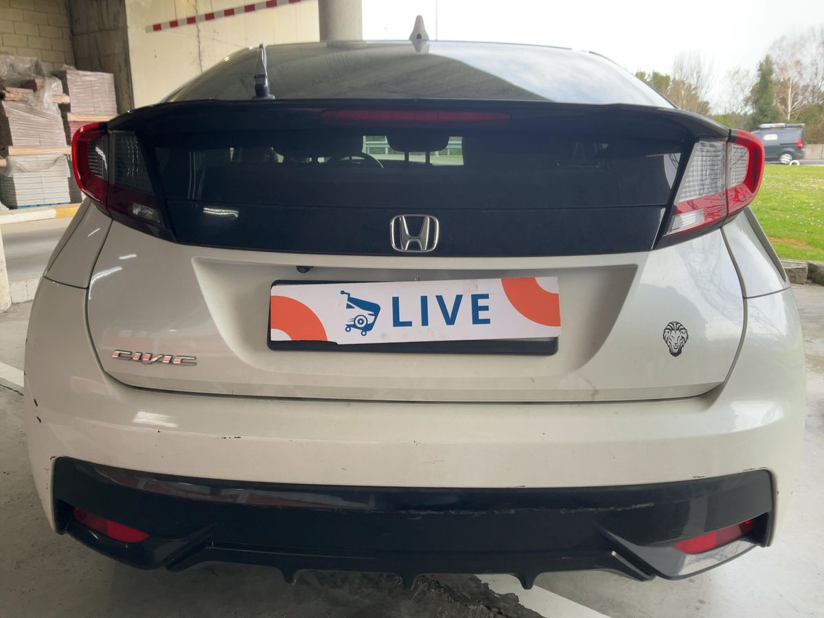 Honda Civic 2015 — photo 8