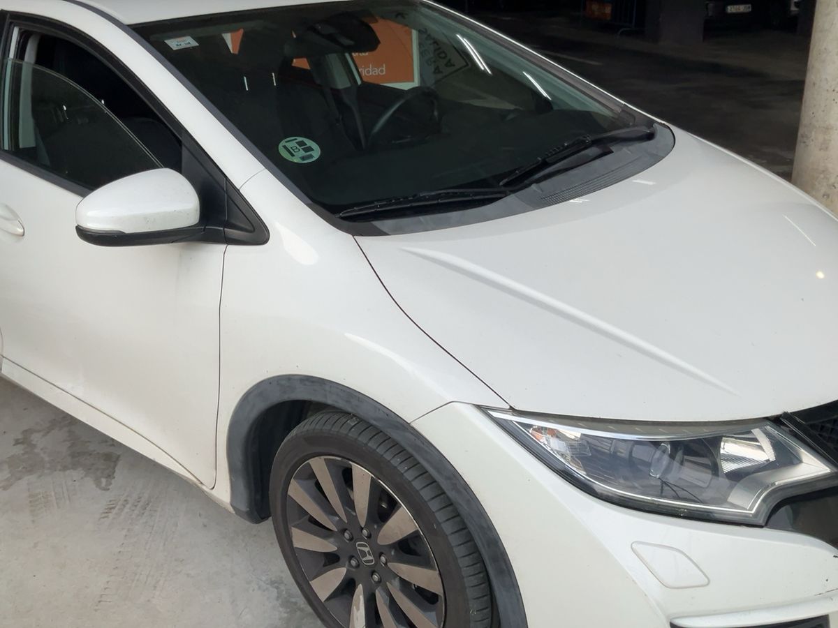 Honda Civic 2015 — photo 13
