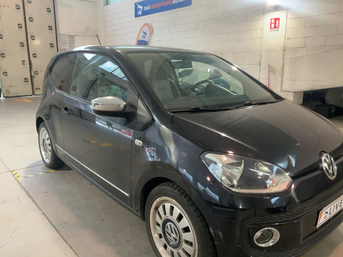 Volkswagen up! 2012 — photo 13