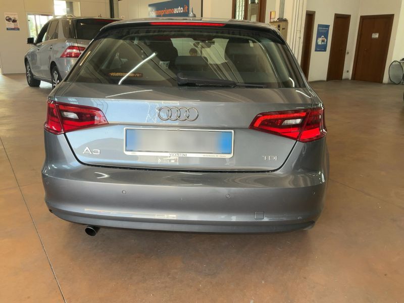 Audi A3 Sportback 1.6 TDI Attraction 2015 – снимка 7
