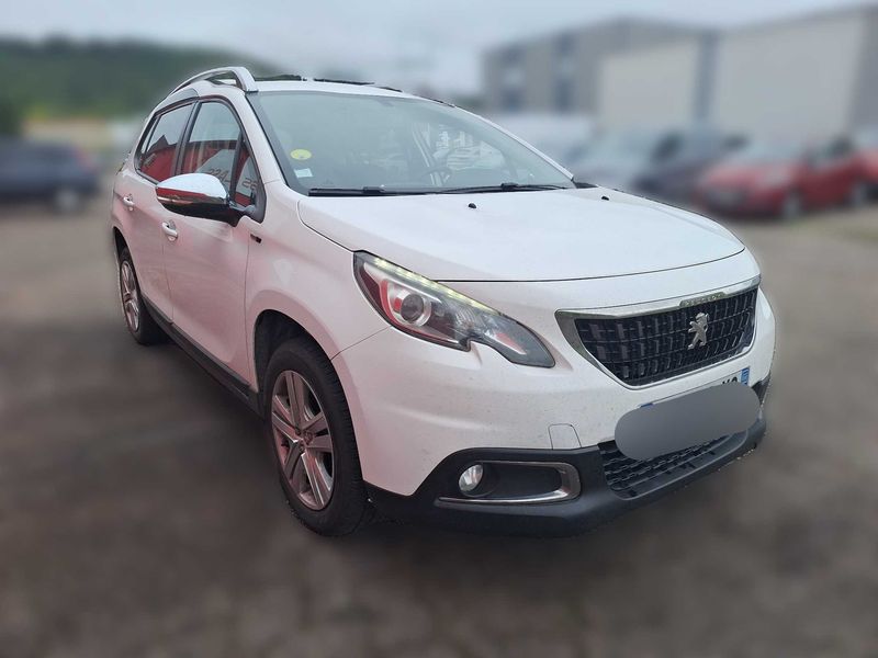 Peugeot 2008 1.6 Blue-HDi Style — zdjęcie 6